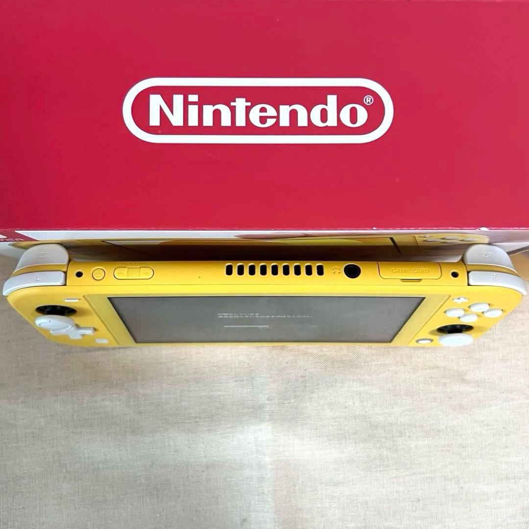 【美品・動作確認済み】Switchライト（イエロー）スティックカバー、イヤホン付