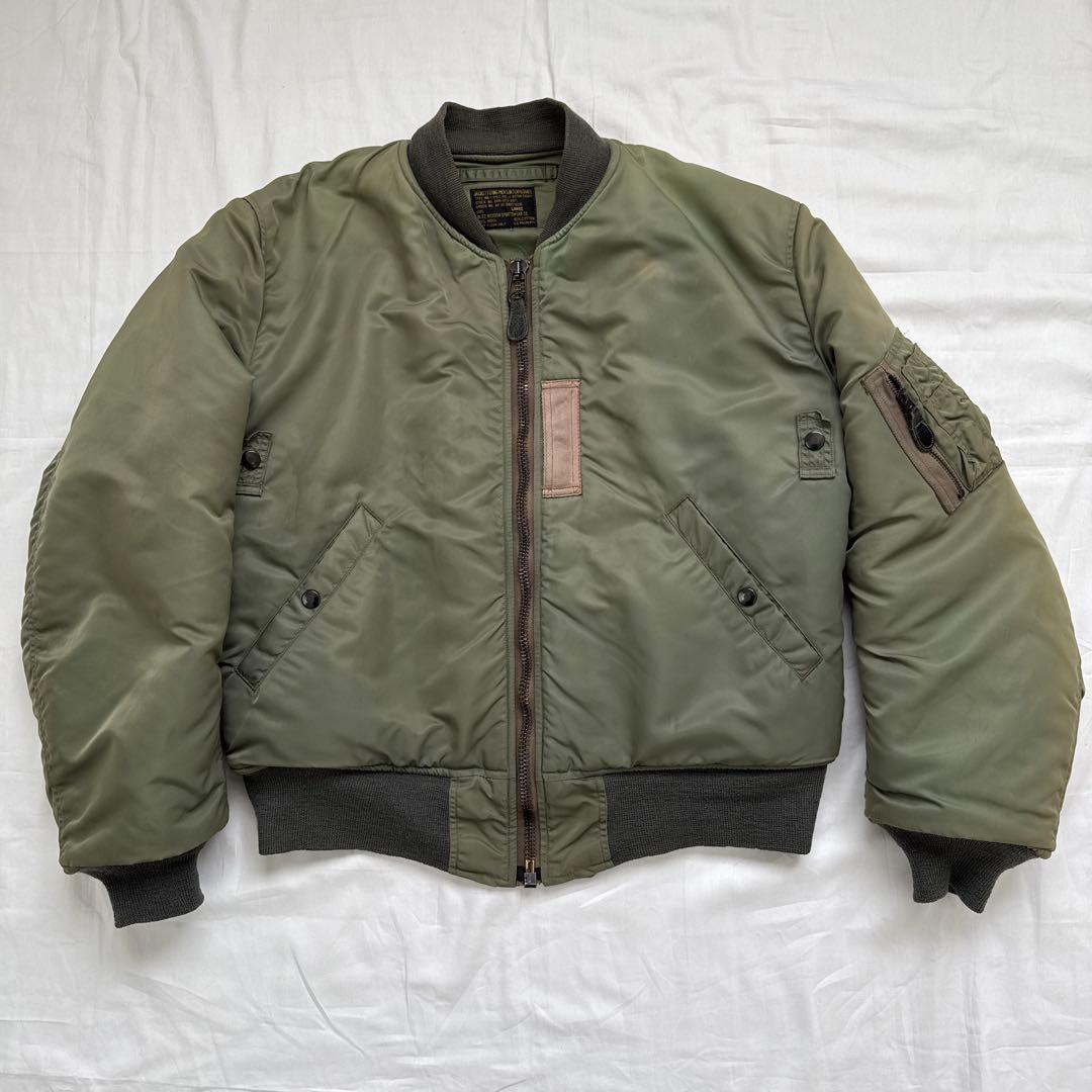 ■バズリクソンズ■BUZZ RICKSONS■MA-1■希少■M品番■LARGE