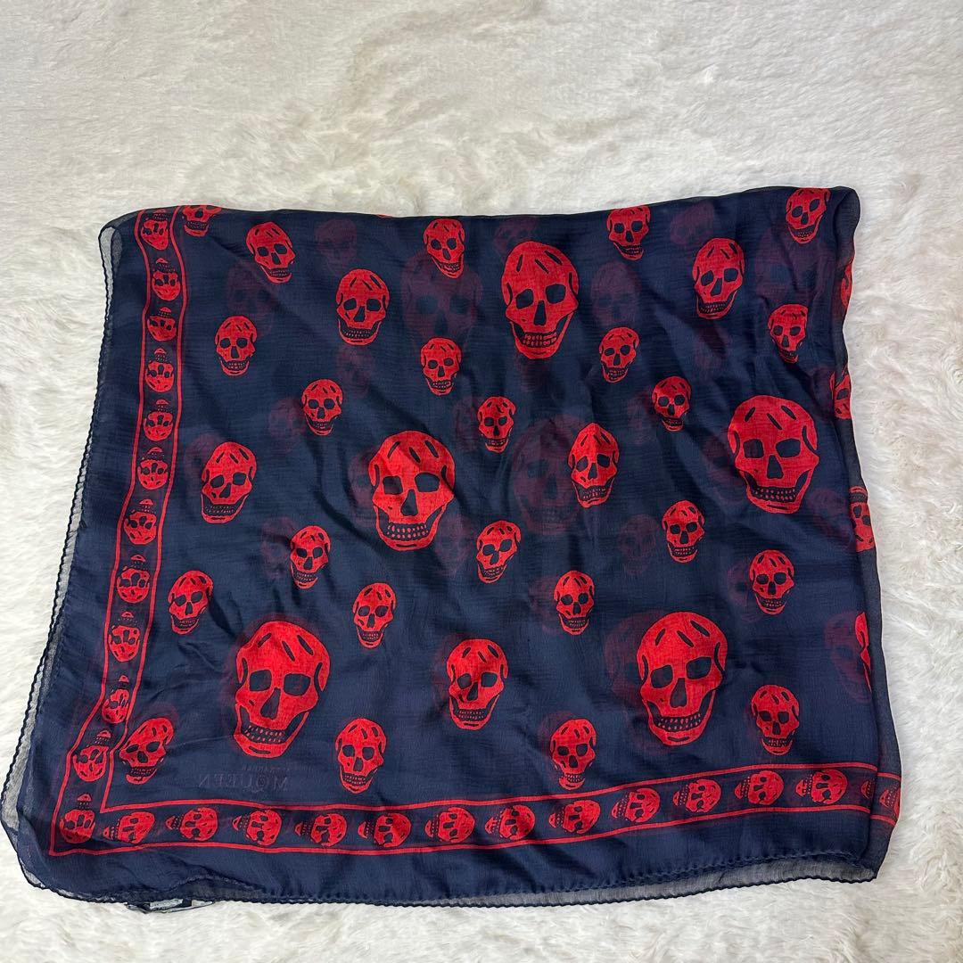 美品 ALEXANDER MCQUEEN スカル柄ストール