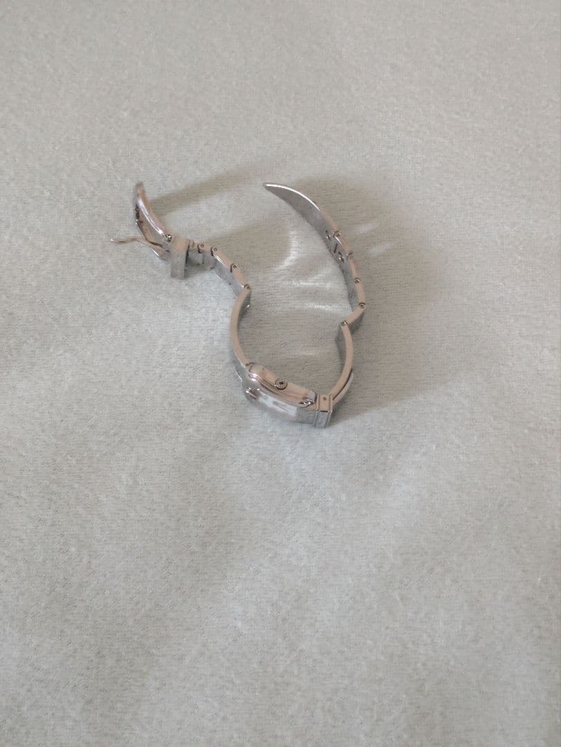 FENDI ♥️クォーツ腕時計 スイス製