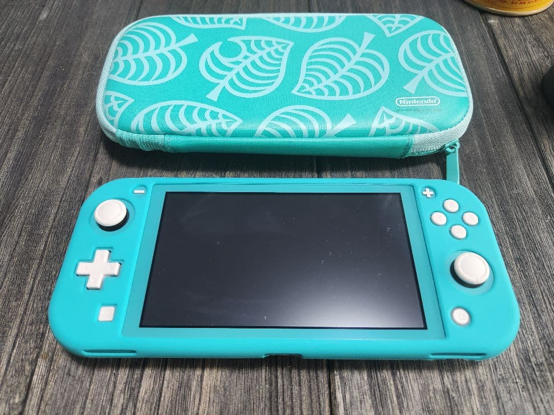Nintendo Switch Lite ターコイズ 専用ケース　どうぶつの森