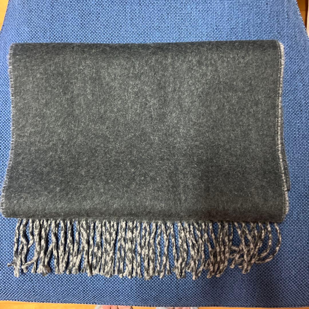 Johnstons of Elgin 100%カシミヤ マフラー グレー　メンズ