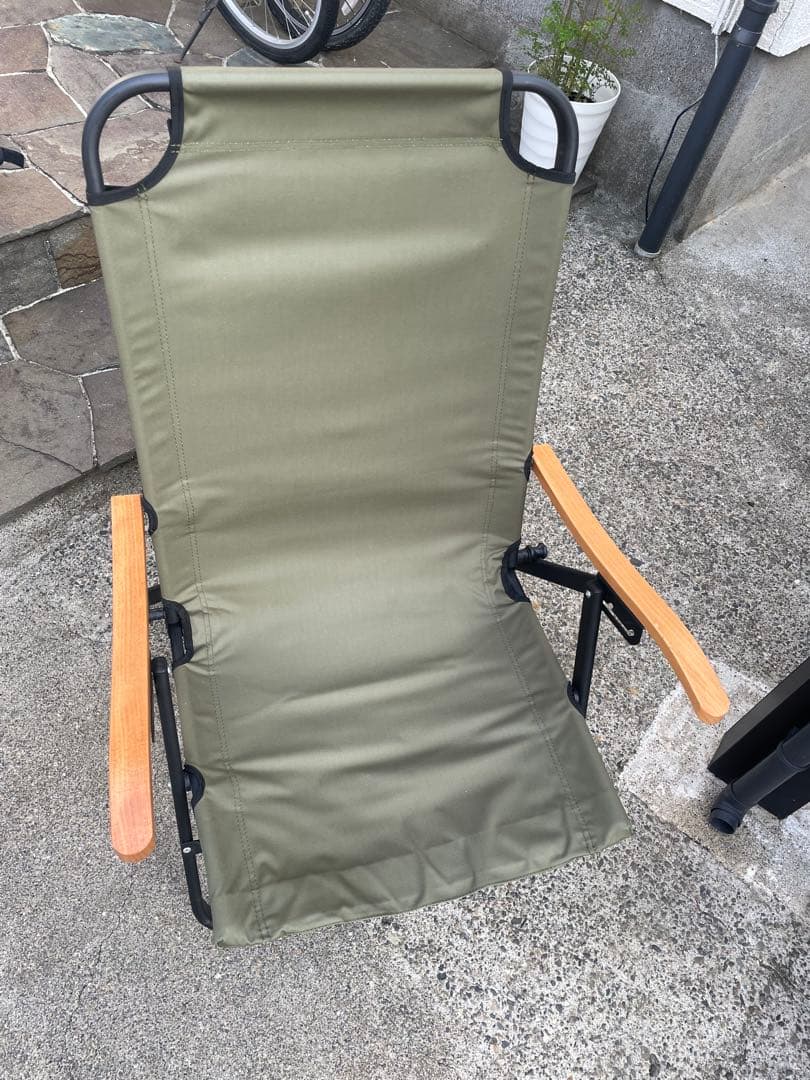 UJack(ユージャック) 難燃 リクライニング ローチェア　サロン限定色カーキ