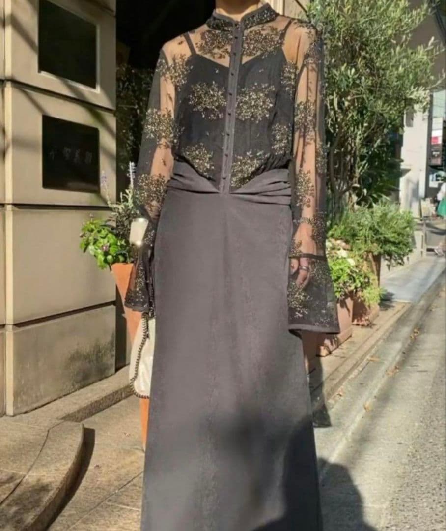 アメリ・ヴィンテージ　エレガントなブラックパーティードレス