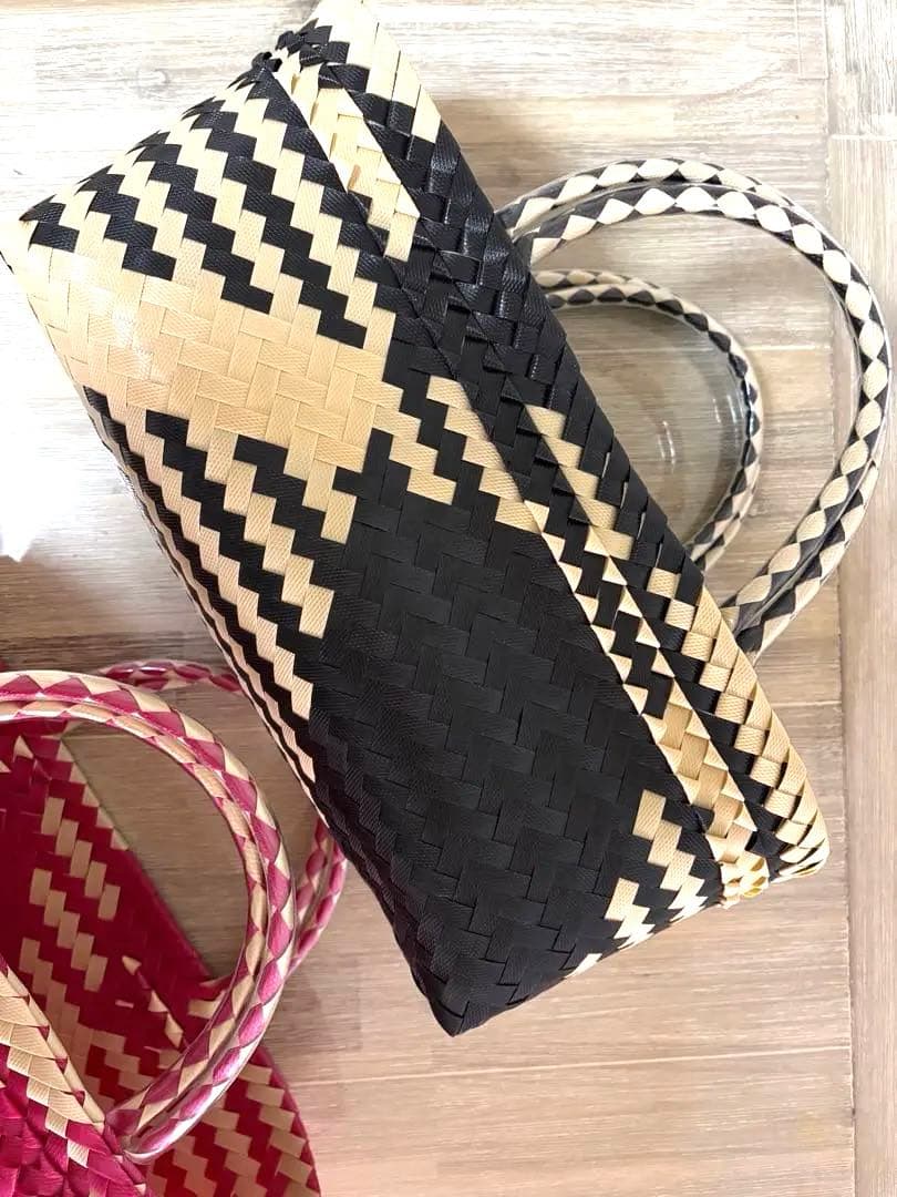 新品未使用★メケアリサ★ Mekearibag BOUQUET(cross)