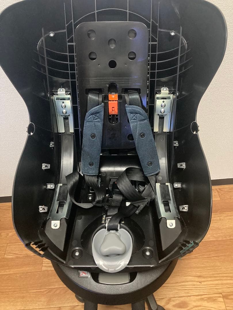 さーちゃん⭐️クルット4 Oui ISOFIX チャイルドシートクリーニング