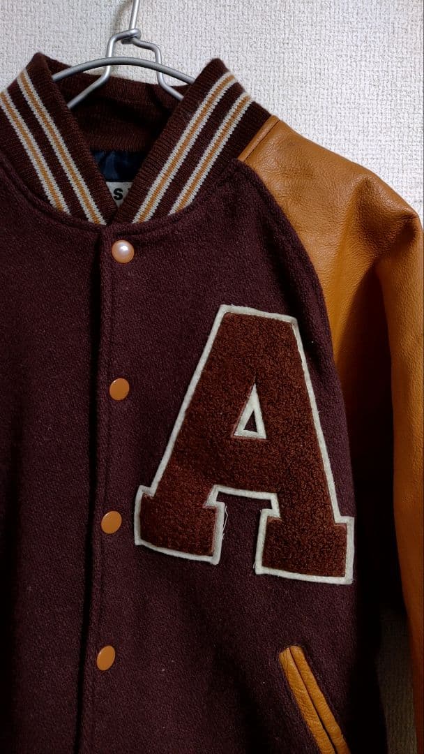 レア!ヴィンテージ!ゴールデンレトリバー スタジャン アワード レザー