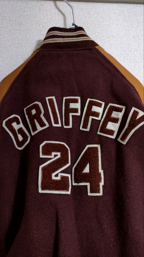 レア!ヴィンテージ!ゴールデンレトリバー スタジャン アワード レザー