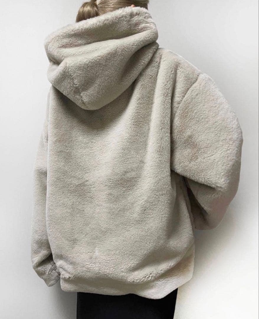 【新品未着用】MeisMe メイスム　Eco fur hoodie