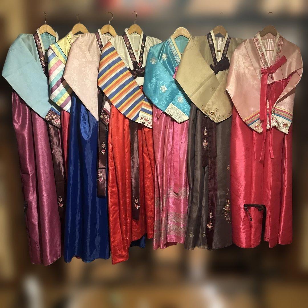 ア*ン様 韓服‼️チマチョゴリ7着‼️まとめて‼️ 韓国食器やら色々あります‼️