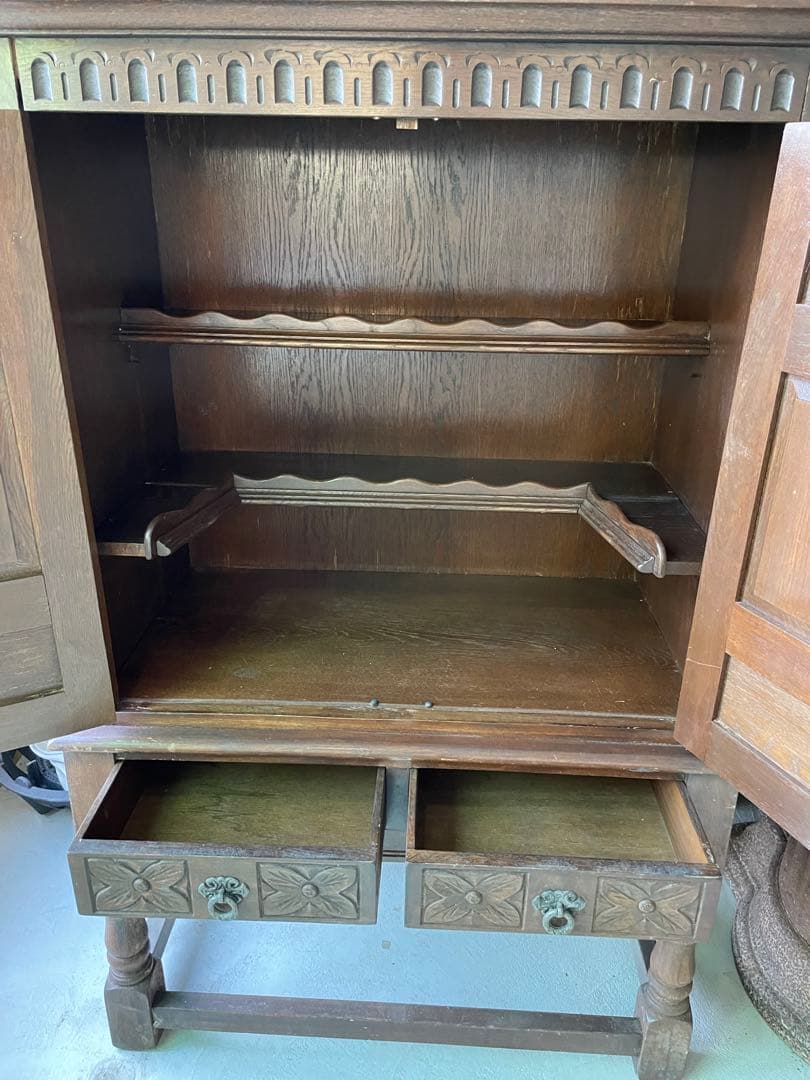 Old Charm 木製キャビネットイギリス製アンティーク家具