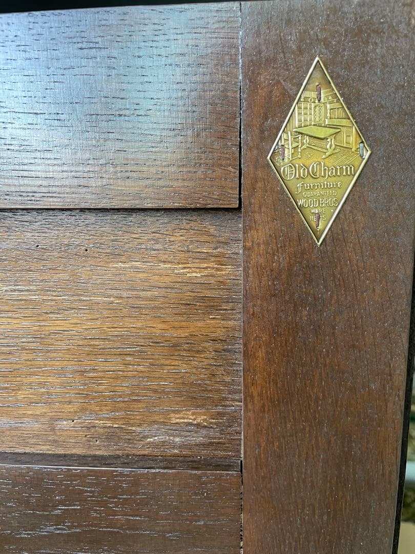 Old Charm 木製キャビネットイギリス製アンティーク家具