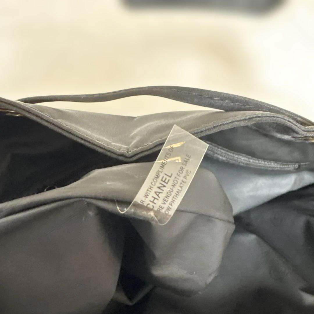 CHANEL ブラック ノベルティ　ショルダーバッグ　スパンコール