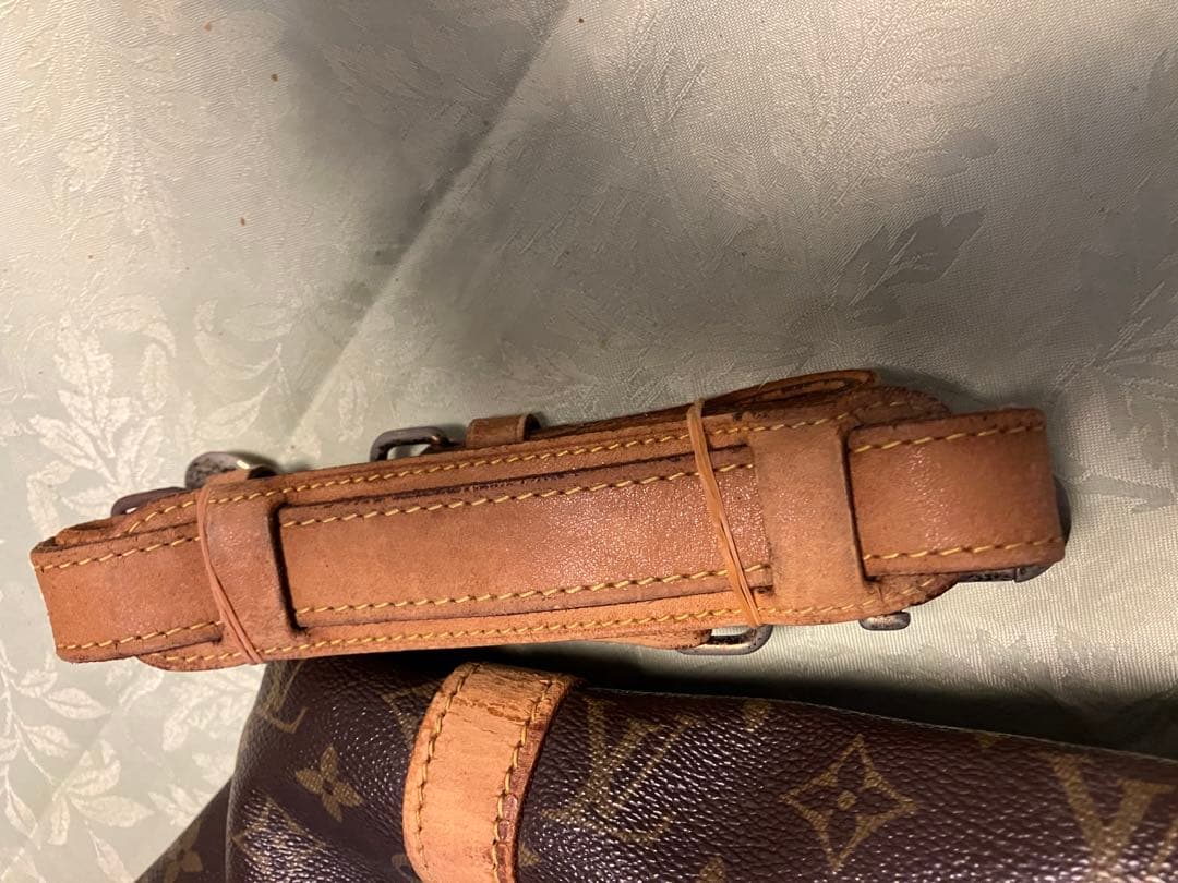 ルイ・ヴィトン　モノグラム　ボストンバッグ