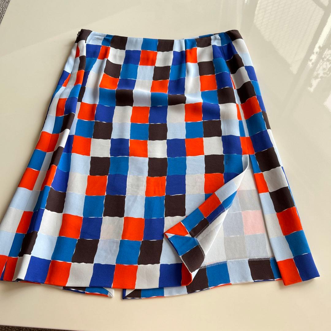 メル98347、エミリオプッチのスカート