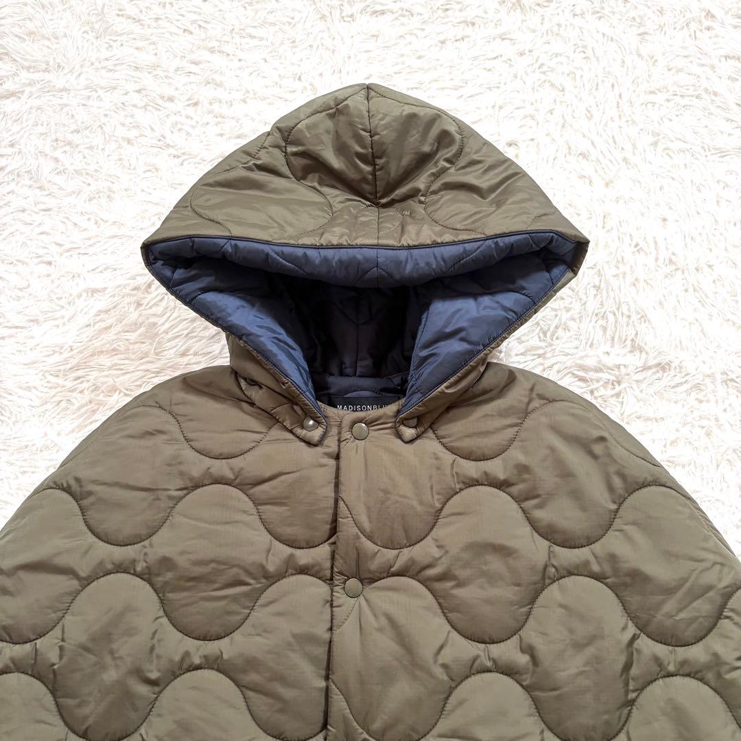 美品✨マディソンブルー　キルティング　ポンチョ　ケープ　リバーシブル　　XS