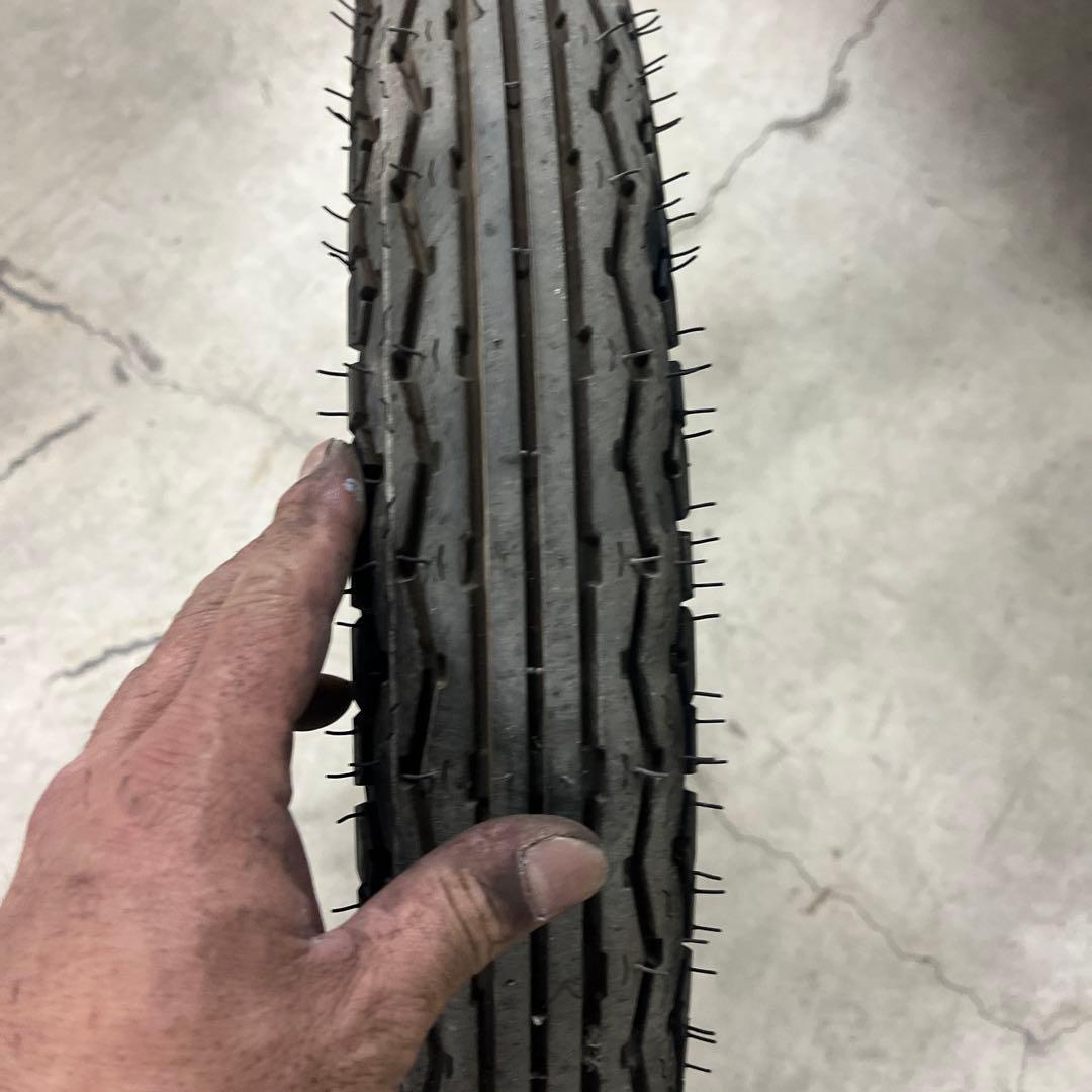 c50カブ前後17インチホイール、タイヤセットタイヤはヒゲつき