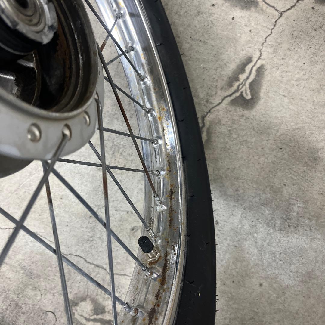 c50カブ前後17インチホイール、タイヤセットタイヤはヒゲつき