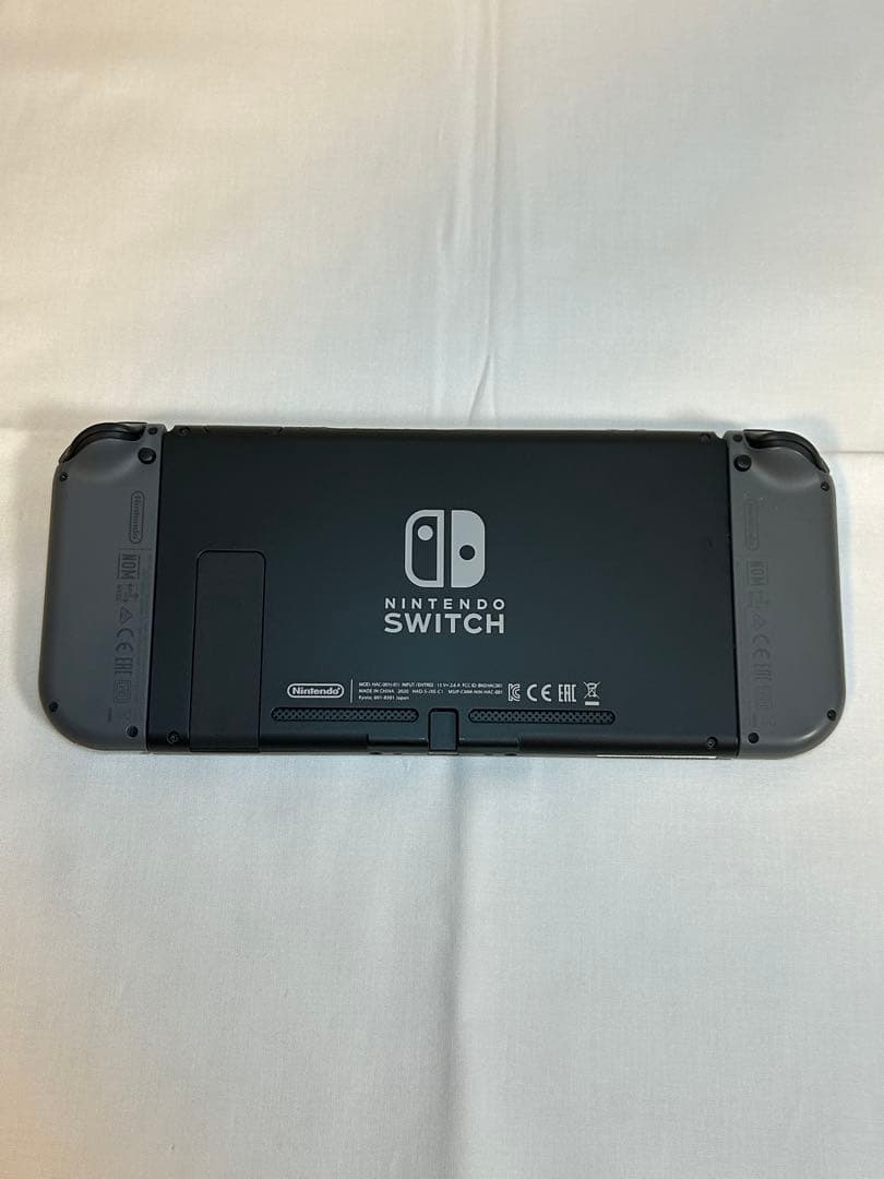 任天堂Switch 通常版 グレー