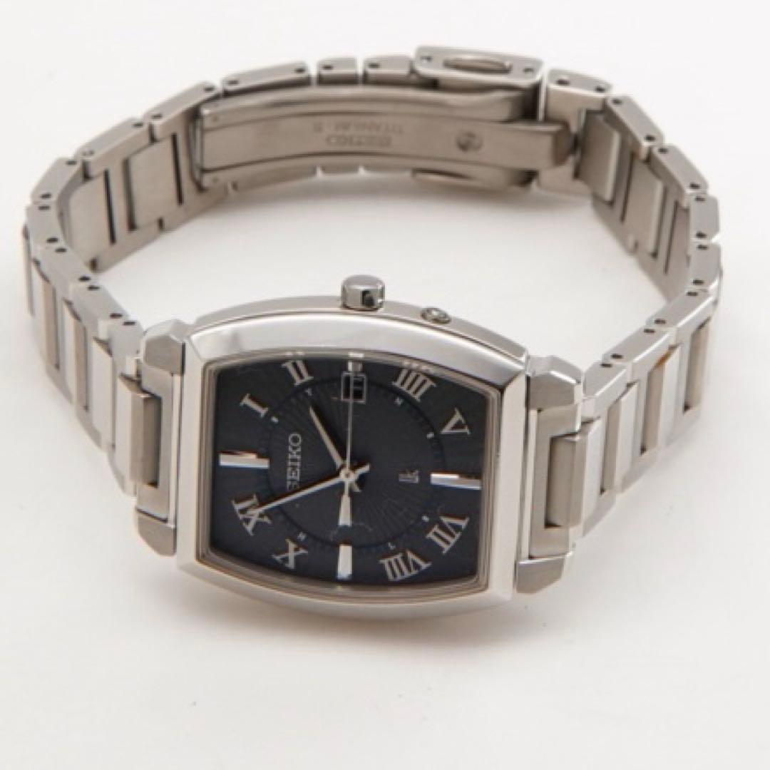 【極美品】SEIKO セイコー 腕時計 チタン 電波ソーラー 防水 ウォッチ
