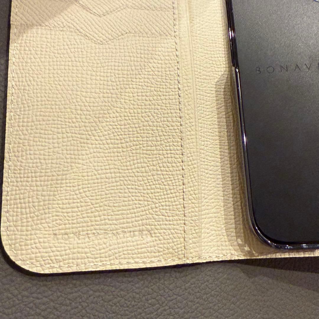 ボナベンチュラ/BONAVENTURA iPhone16 シェルxホワイト