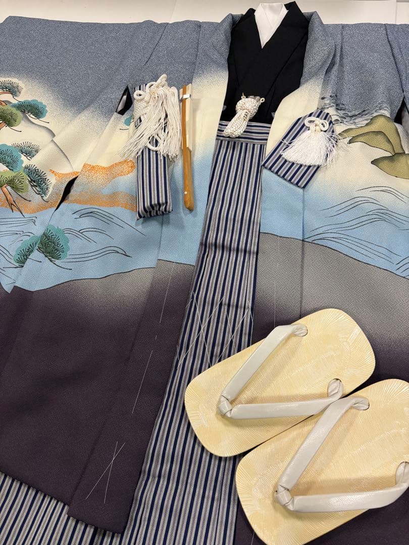 七五三　5歳男の子　着物・袴セット　グレーと紫系　鷹　松竹梅　日本製　新品