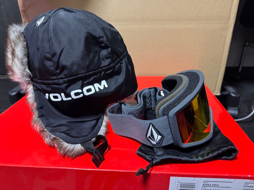 VOLCOM ボルコム パイロットキャップ ゴーグルセット