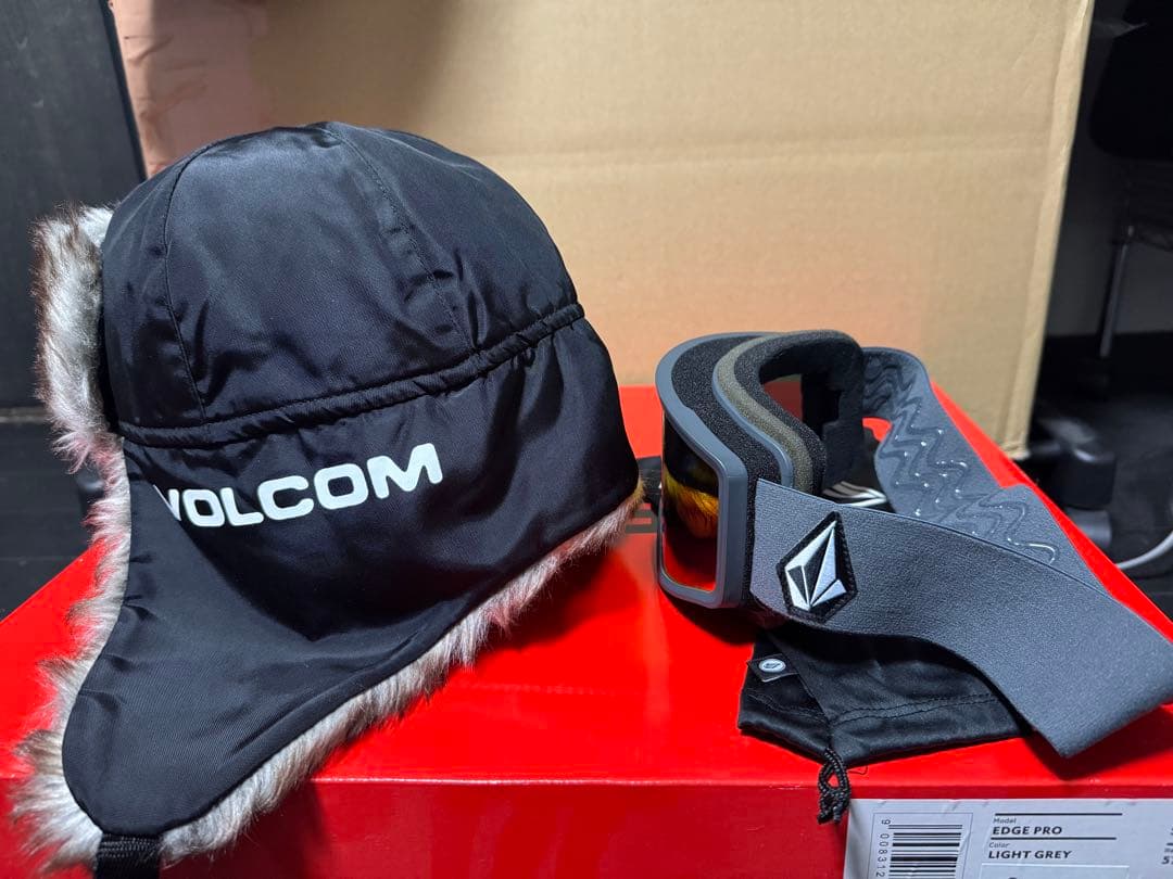 VOLCOM ボルコム パイロットキャップ ゴーグルセット