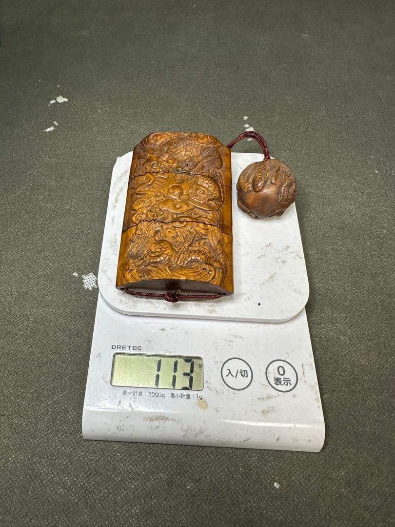 印籠　根付　木彫り　置物　古美術品　 細密細工　骨董　アンティーク　彫刻 工芸品