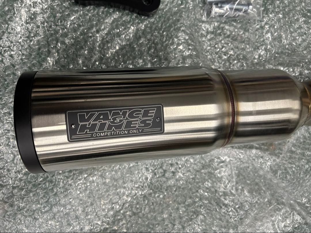 バンス&ハインズ　ハイアウトプットPCX非搭載 Vance&Hines M8