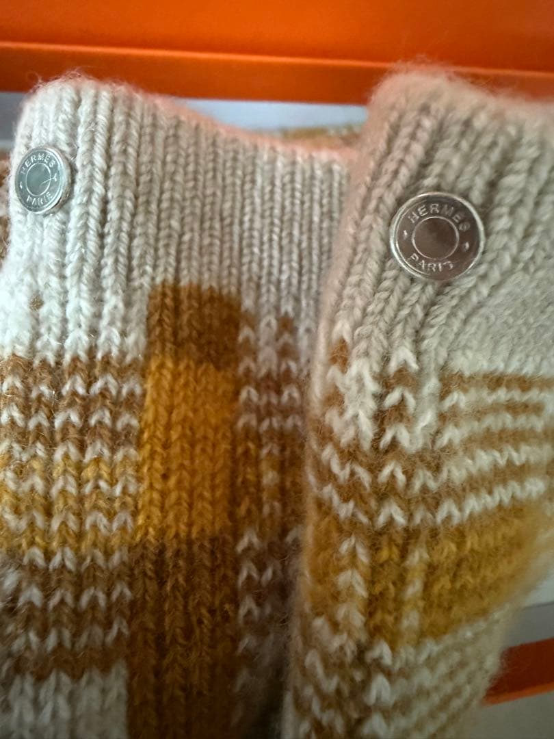 新品☆エルメス☆カシミヤ高級ソックス☆靴下¥69300☆フリーサイズ