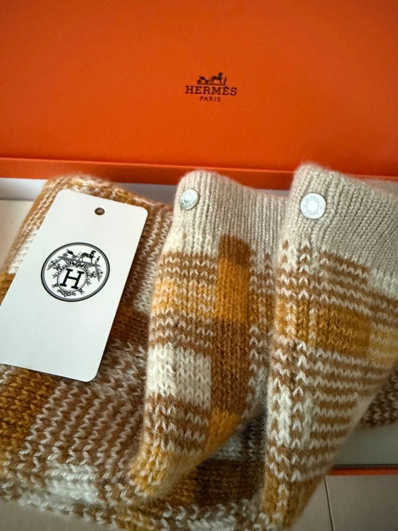 新品☆エルメス☆カシミヤ高級ソックス☆靴下¥69300☆フリーサイズ