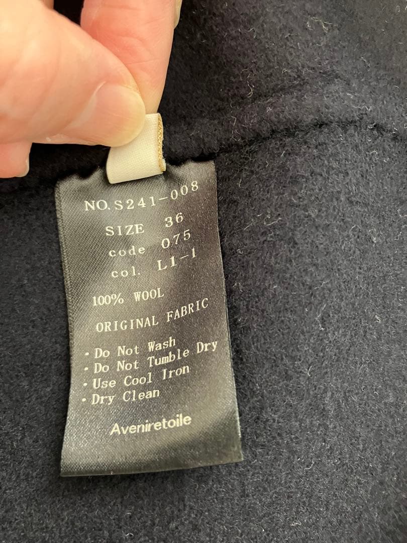 エムプルミエ（AVENIRETOILE）のケープコート