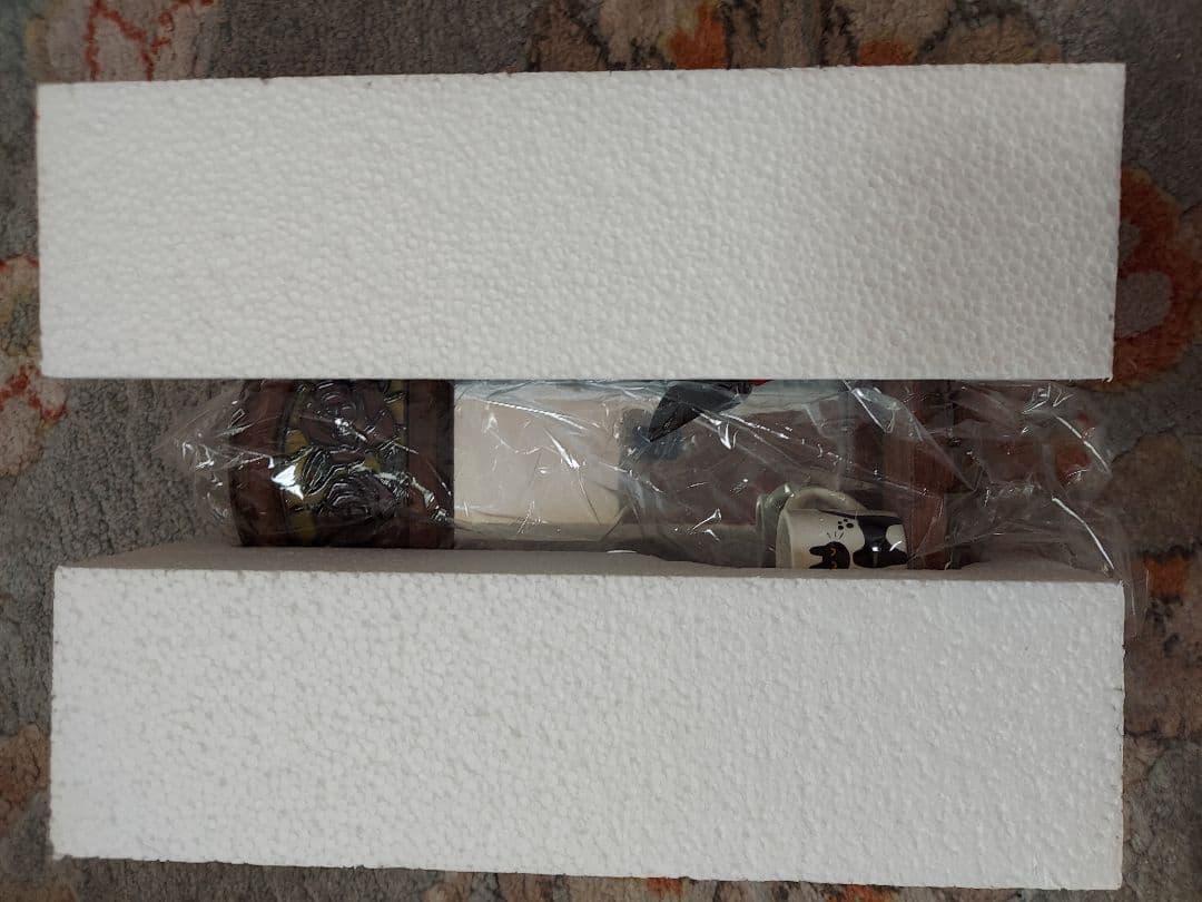 【未使用】魔女の宅急便　ものおもいの窓辺　壁掛け&平置き兼用