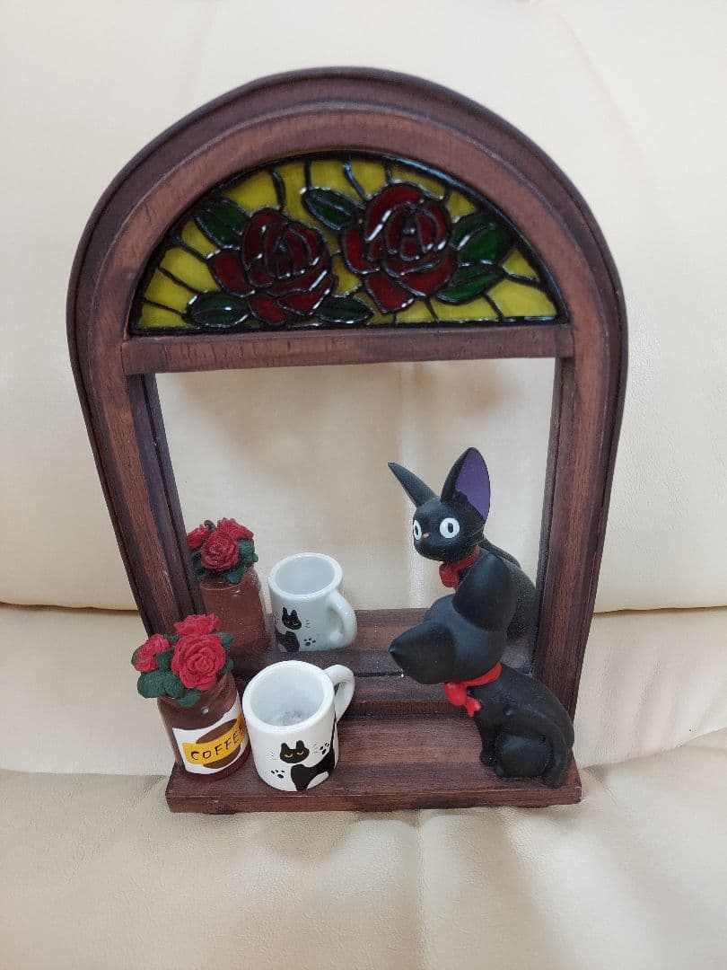 【未使用】魔女の宅急便　ものおもいの窓辺　壁掛け&平置き兼用