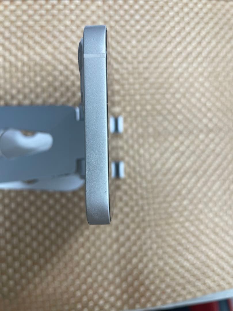 iPhone 13 256 GB スターライトSIMフリー【5232】