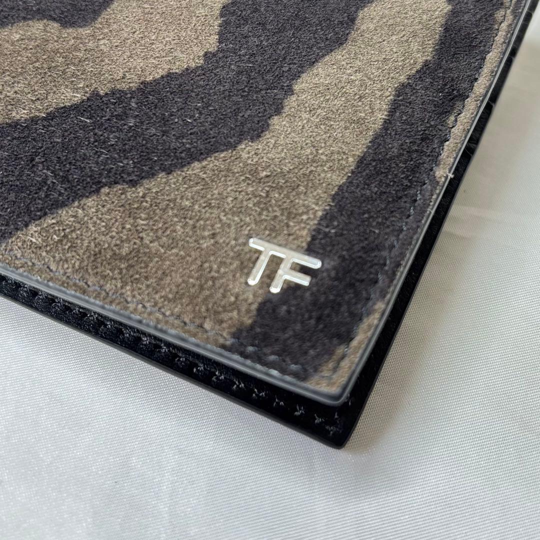 【希少　美品】　トムフォード　マネークリップ　二つ折財布　ゼブラ　アニマル