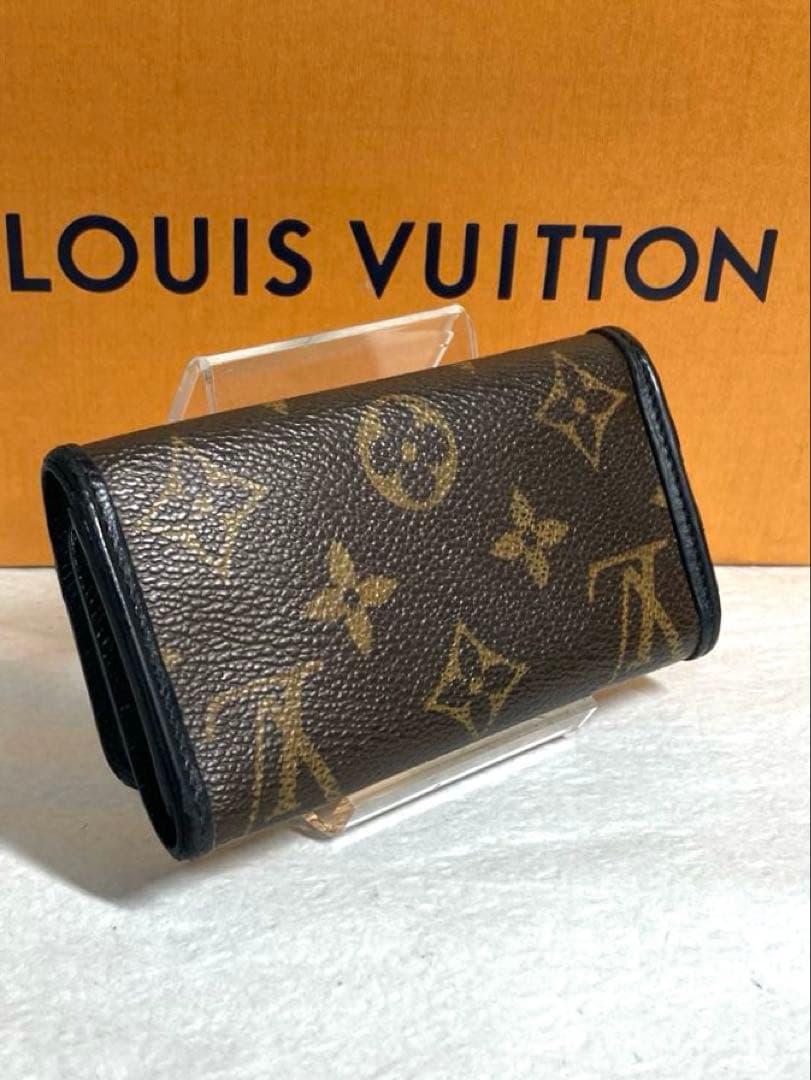 ルイヴィトン　モノグラム　マカサー　ミュルティクレ6 6連キーケース