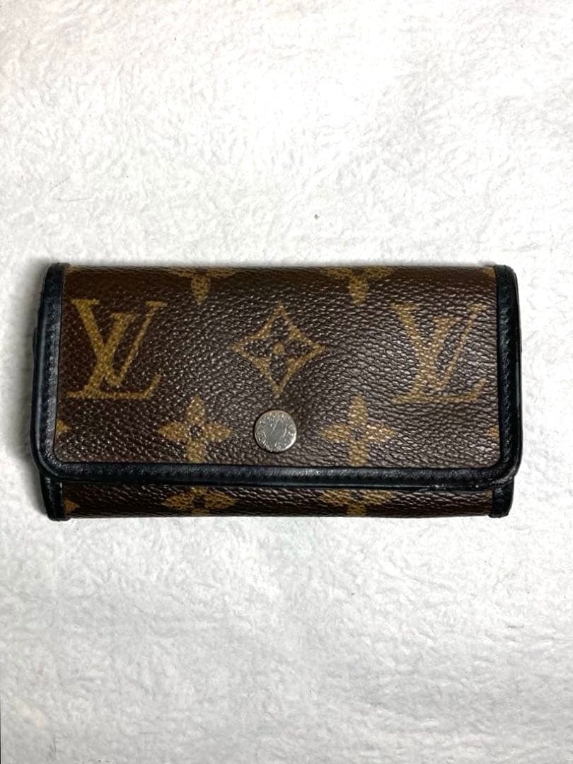 ルイヴィトン　モノグラム　マカサー　ミュルティクレ6 6連キーケース