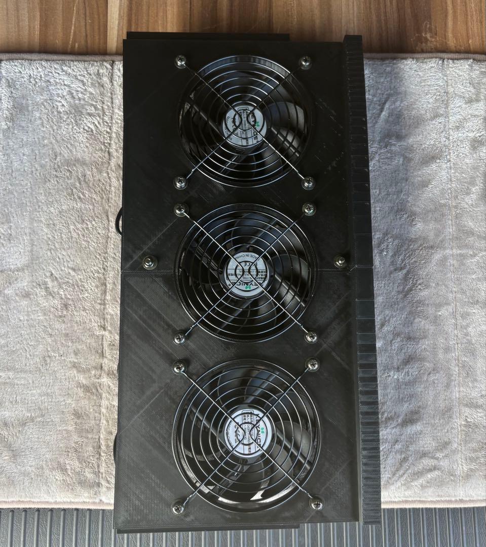 ハイエース 換気扇 ４型 USBファン 3連 パネル 小窓 ABS製 助手席側