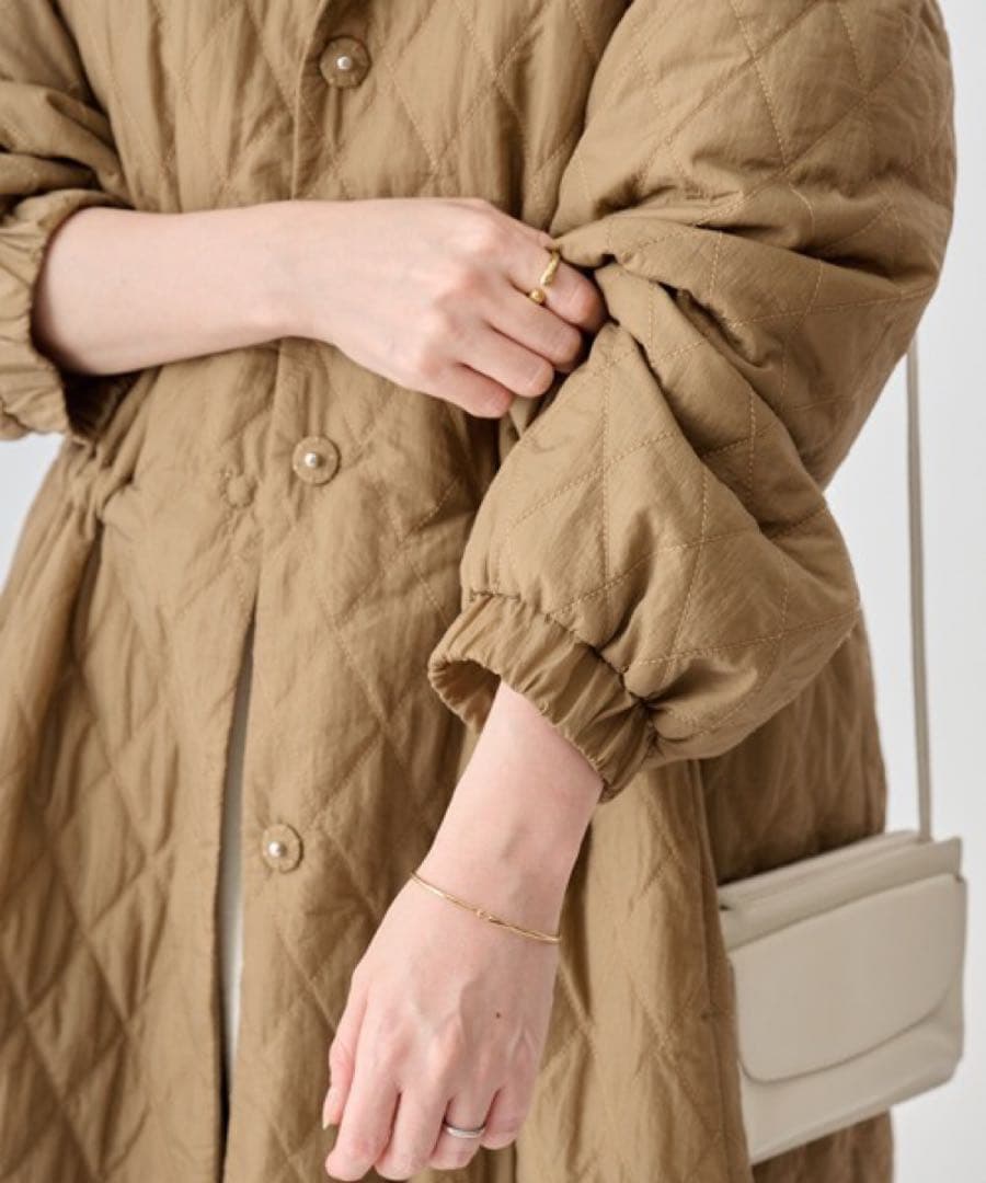 BEARDSLEY ビアズリー バルーン袖キルティングフレアーコート ベージュ