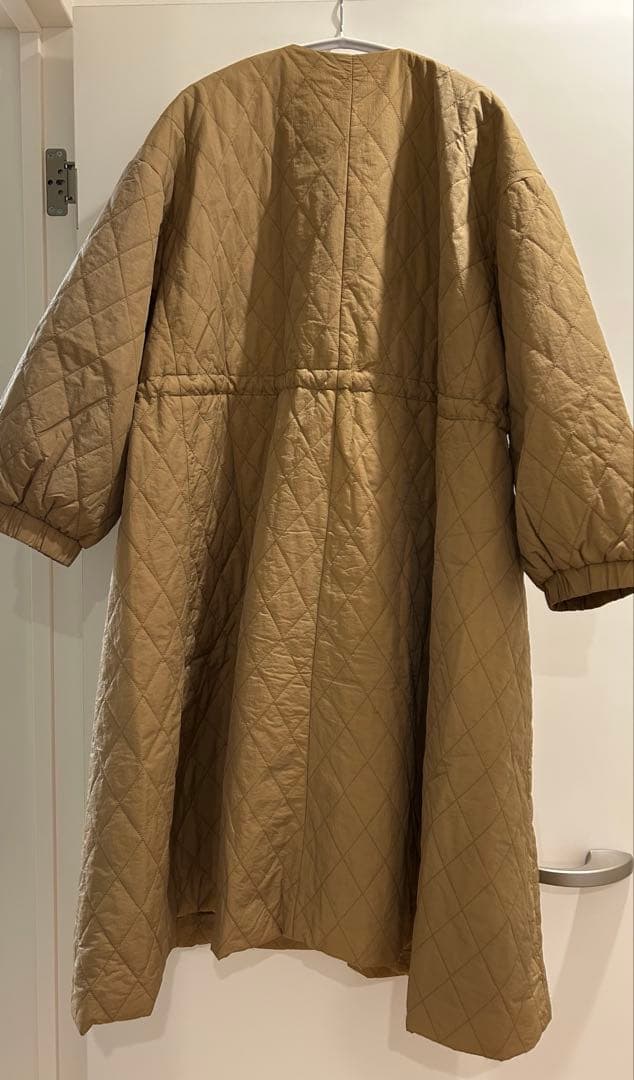 BEARDSLEY ビアズリー バルーン袖キルティングフレアーコート ベージュ