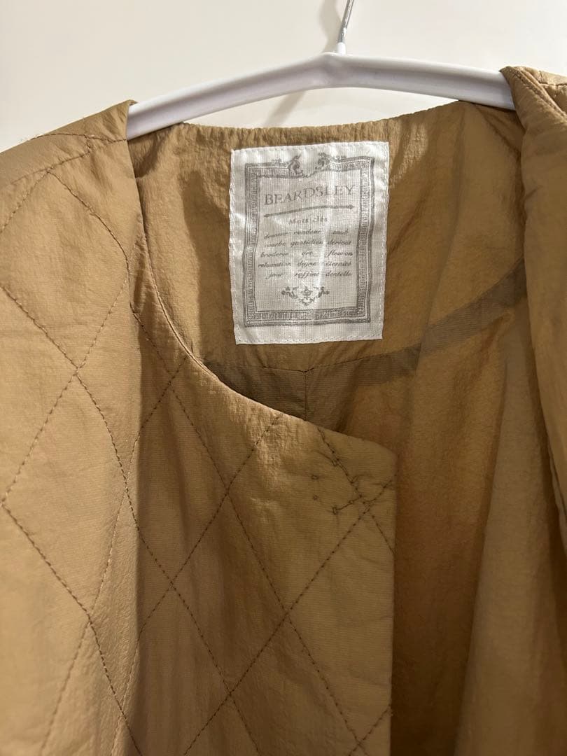 BEARDSLEY ビアズリー バルーン袖キルティングフレアーコート ベージュ