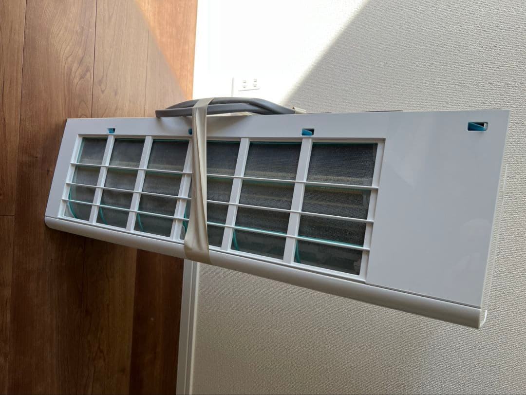 s*d様 2022年製 RAS-J221M(W) エアコン本体