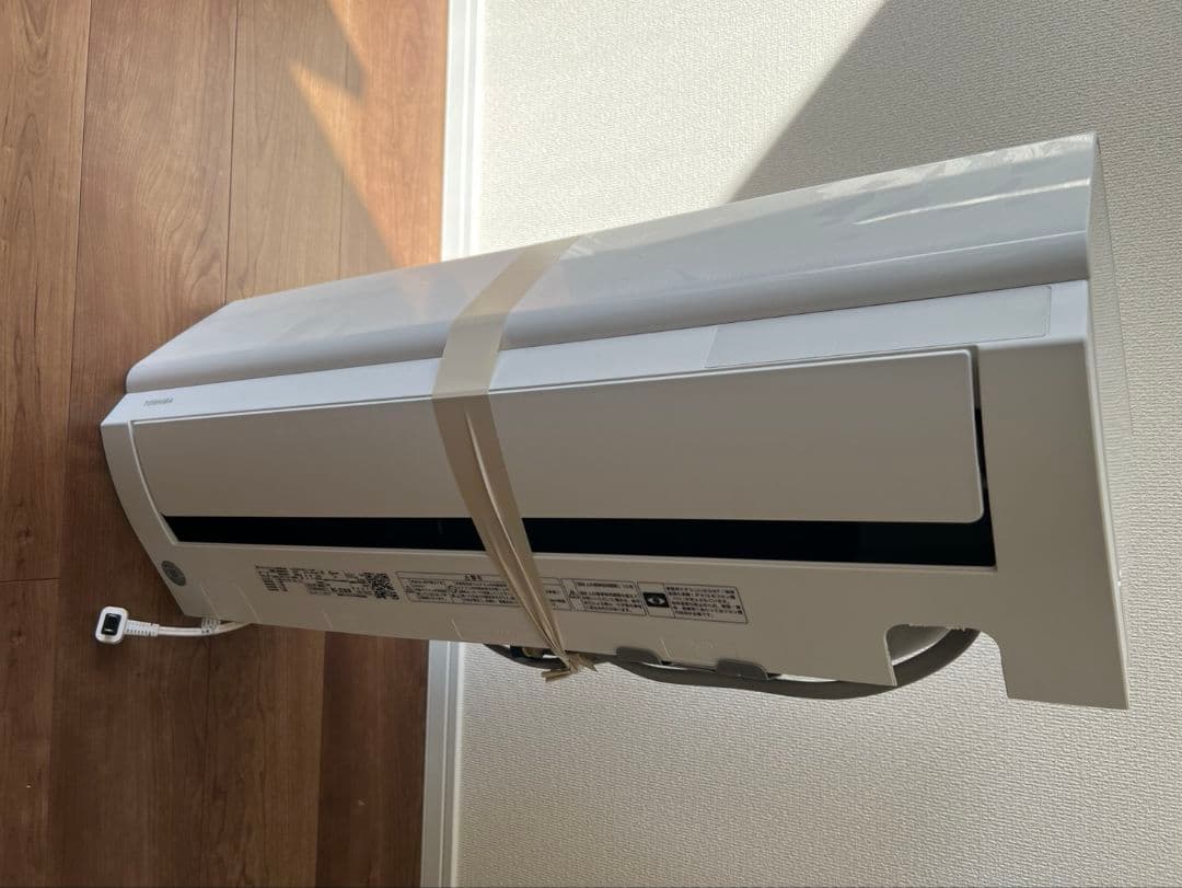 s*d様 2022年製 RAS-J221M(W) エアコン本体