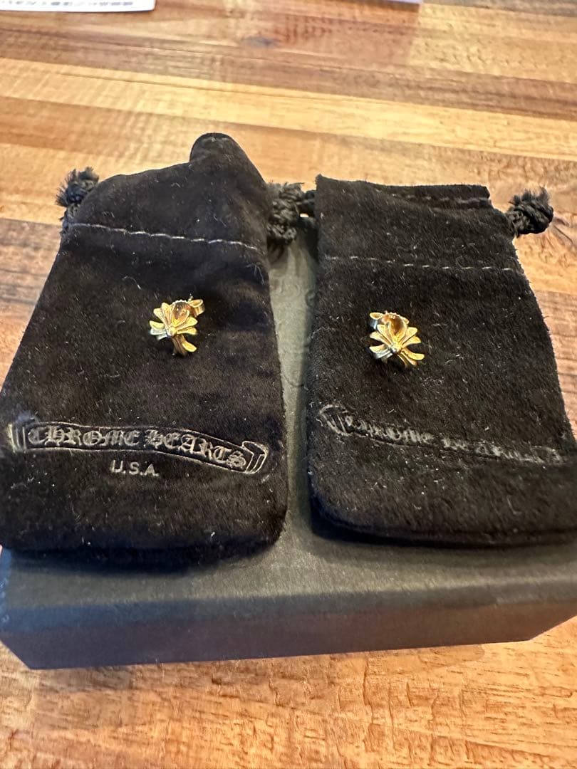Chrome Hearts CHクロス スタッドピアス　両耳セット