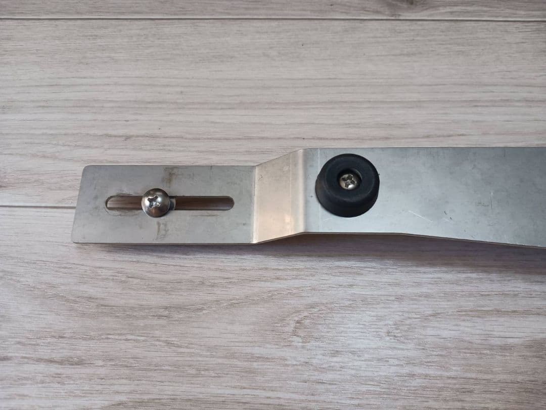 【t330】ジムニーJB64•JB74調整式ナンバー 移動キット