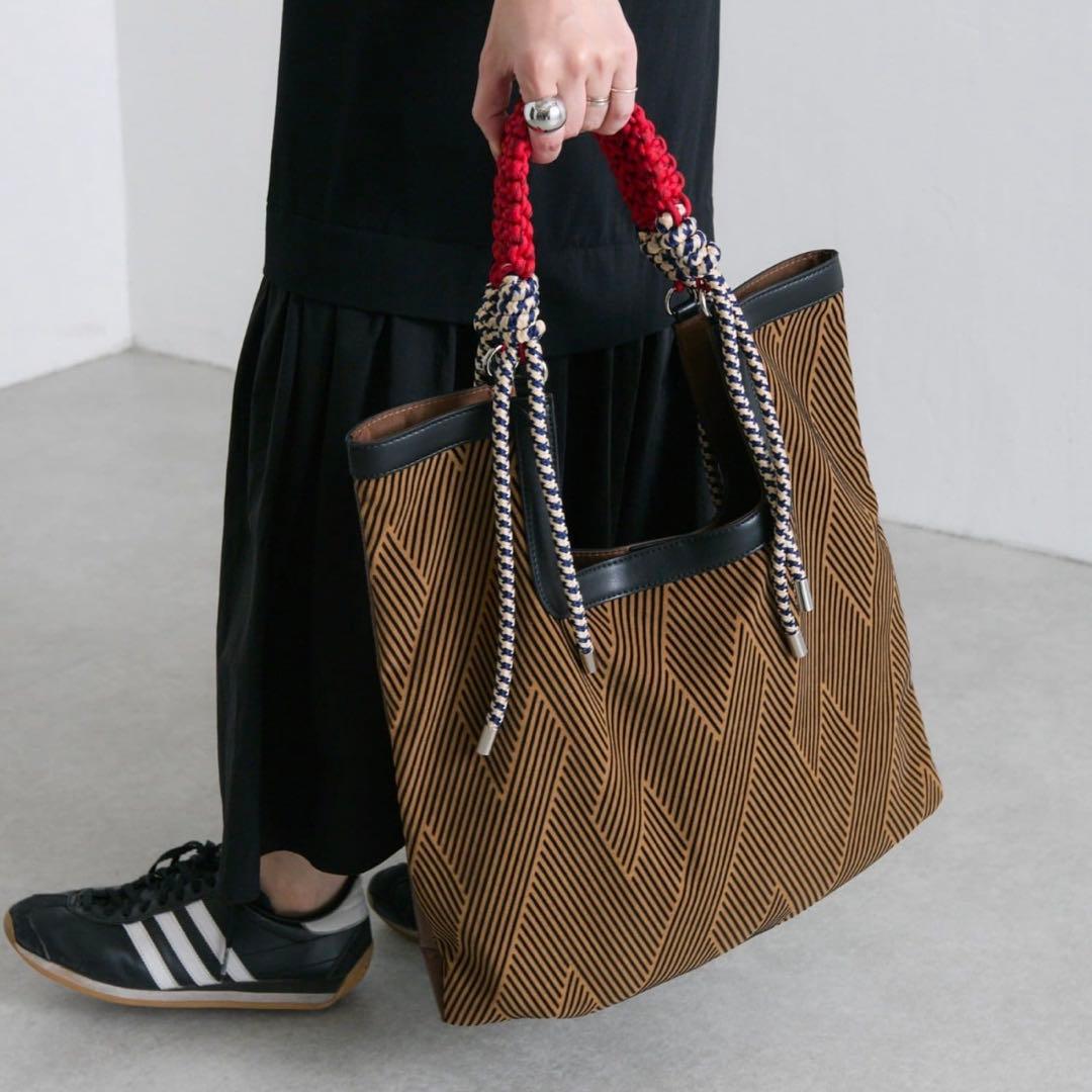 earPAPILLONNER トートバッグ