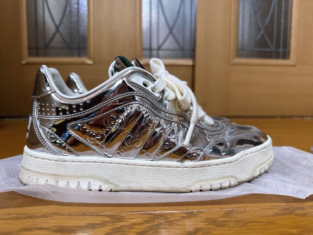 GUCCI スニーカー シルバー メタリック