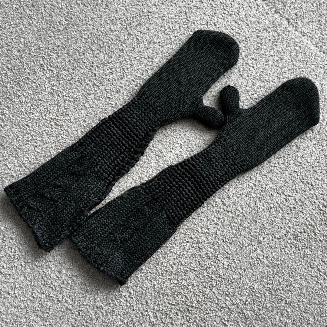 （未使用）柔らかな雰囲気を出す、GUCCI ダークグレー 手袋